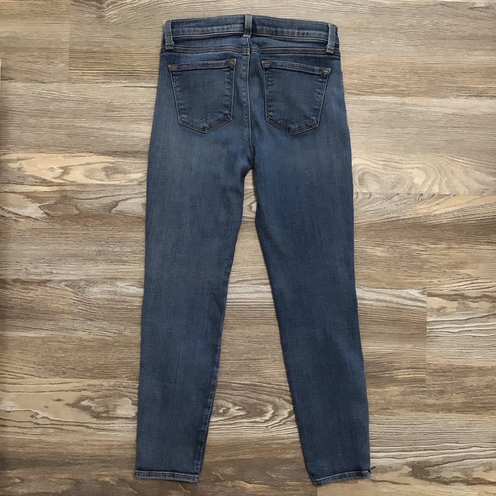 J Brand Low Rise Capri Zip Hem Medium Rinse 25 - Picture 6 of 14
